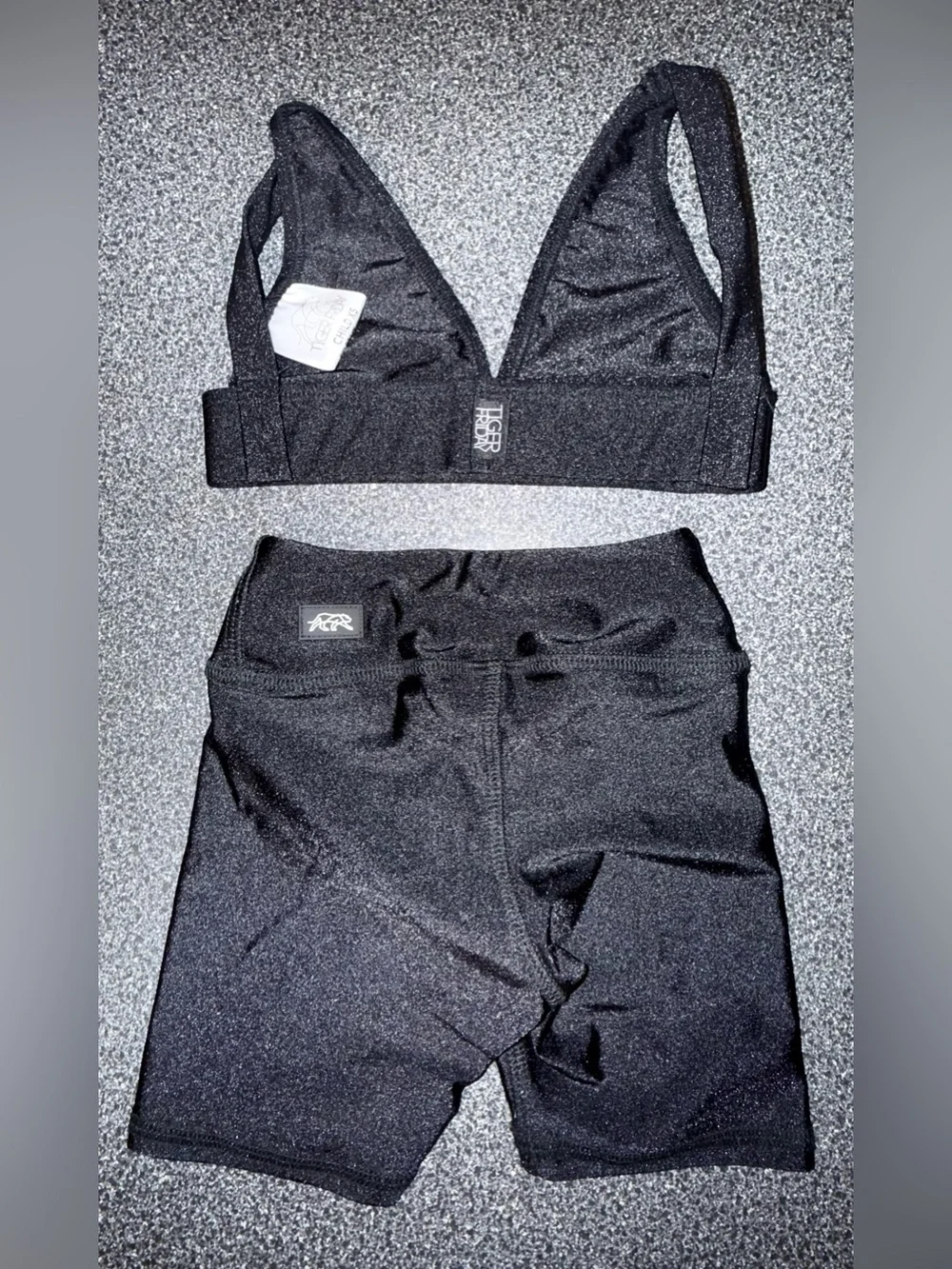 Tiger Friday Black 2 Piece Dance Set Bra Top and Shorts Size Child X-Small